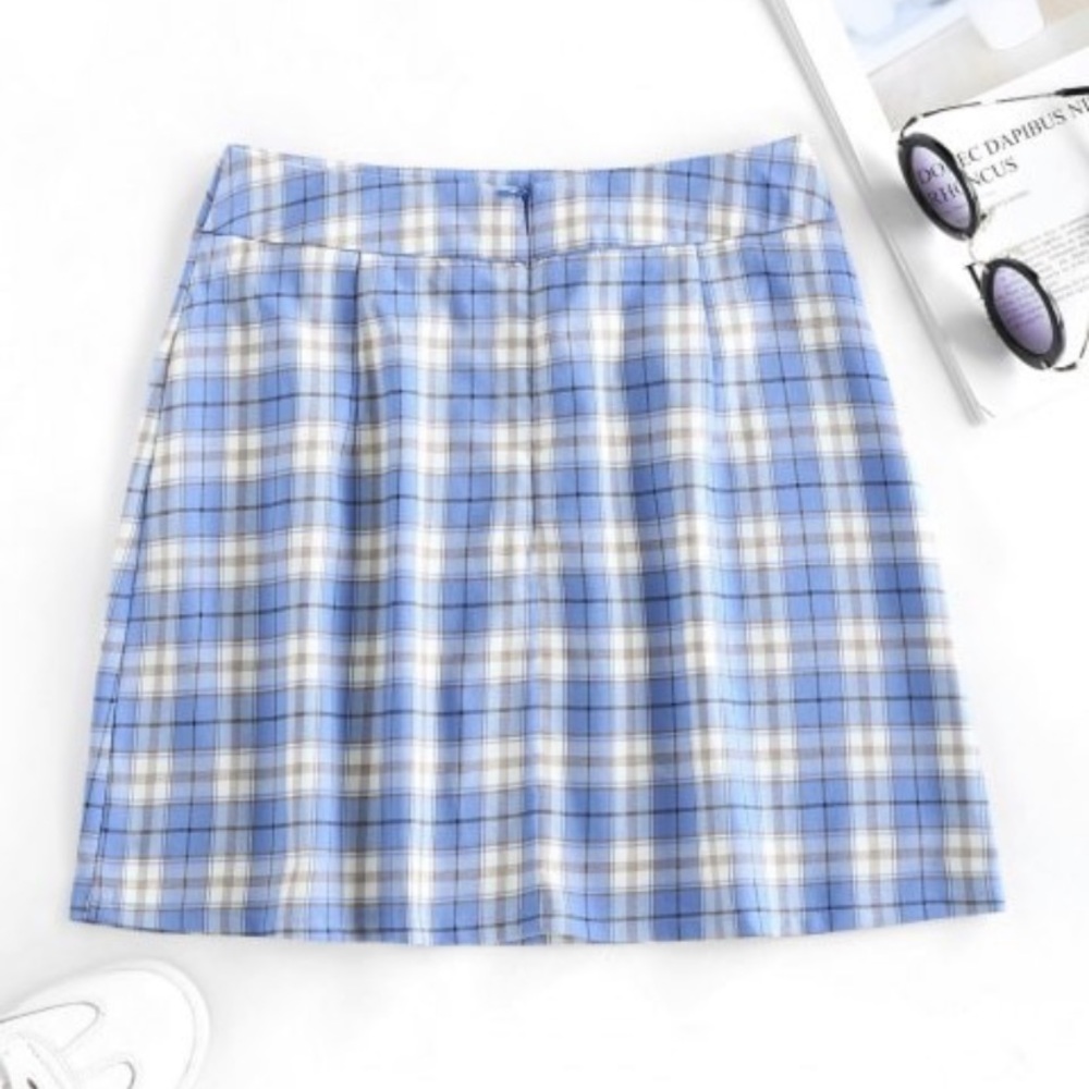 Plaid mini skirt